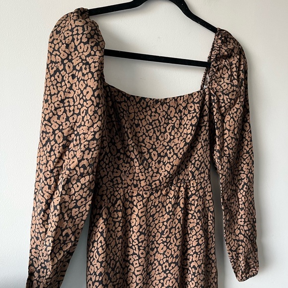 Park & Fifth Black and Brown Cheetah Brown Long Sleeve Leg Slit Dress - XS - Picture 7 of 12